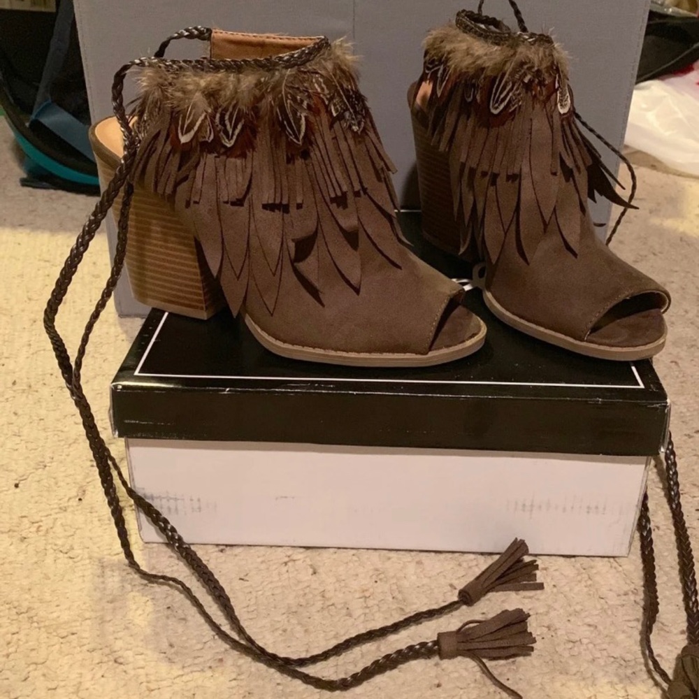 Heels size 6 1/2